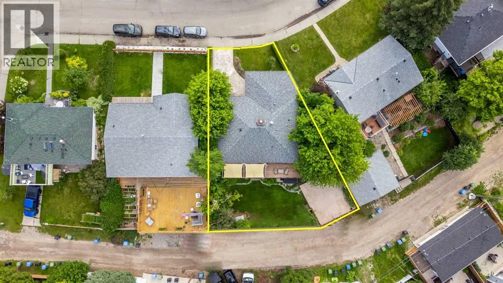 73 Cumberland Drive NW