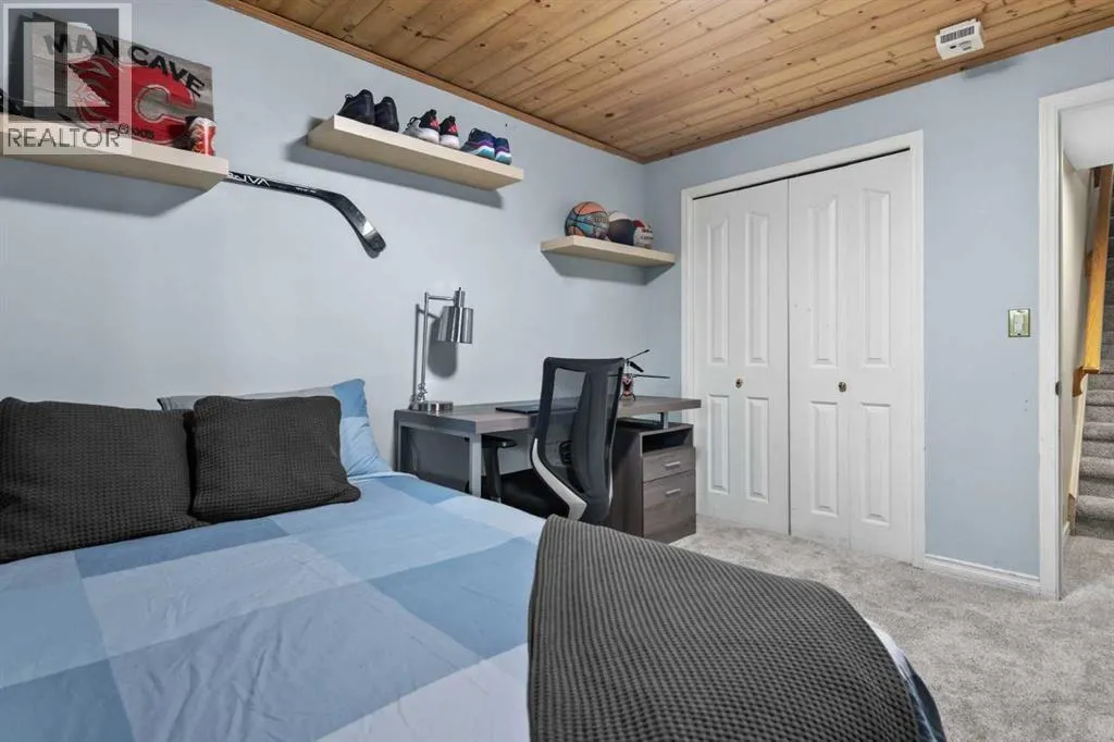 73 Cumberland Drive NW