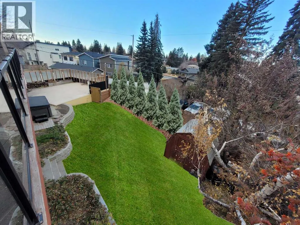 73 Cumberland Drive NW