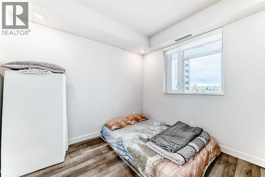 406, 1107 Gladstone Road NW