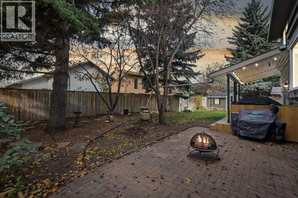 19 Deermoss Place SE