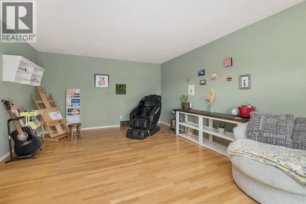 19 Deermoss Place SE