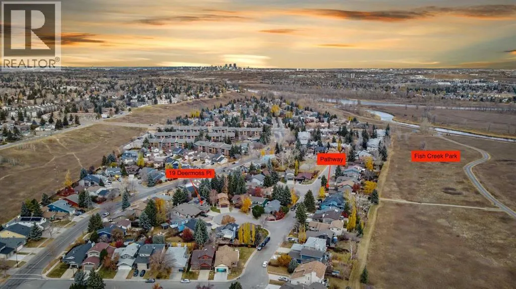 19 Deermoss Place SE