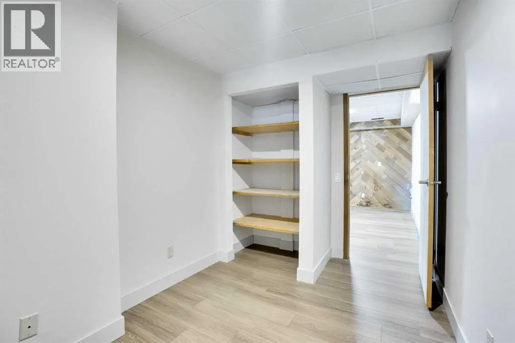 524 Whitehorn Way NE