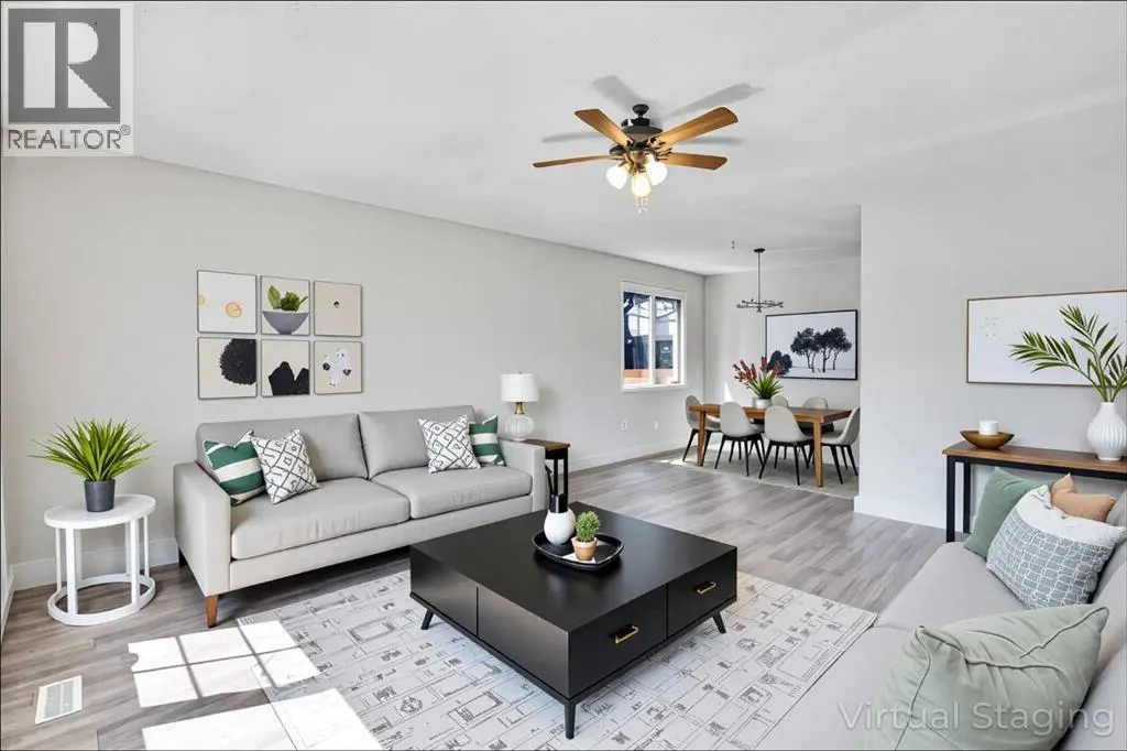 524 Whitehorn Way NE