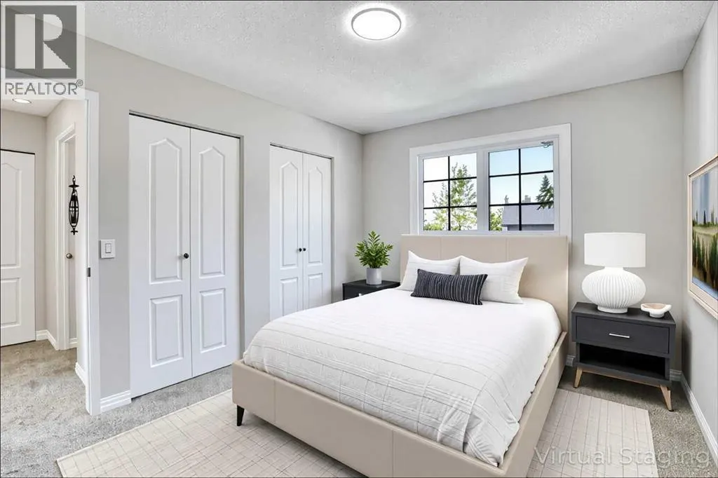 524 Whitehorn Way NE