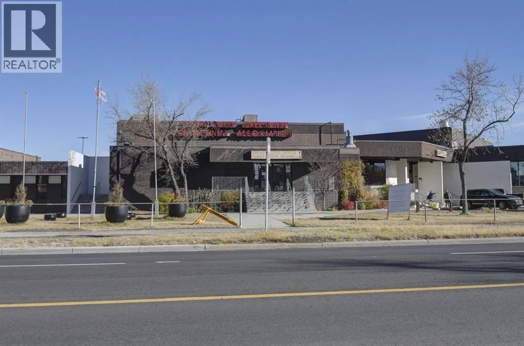 6011 Centre Street NW