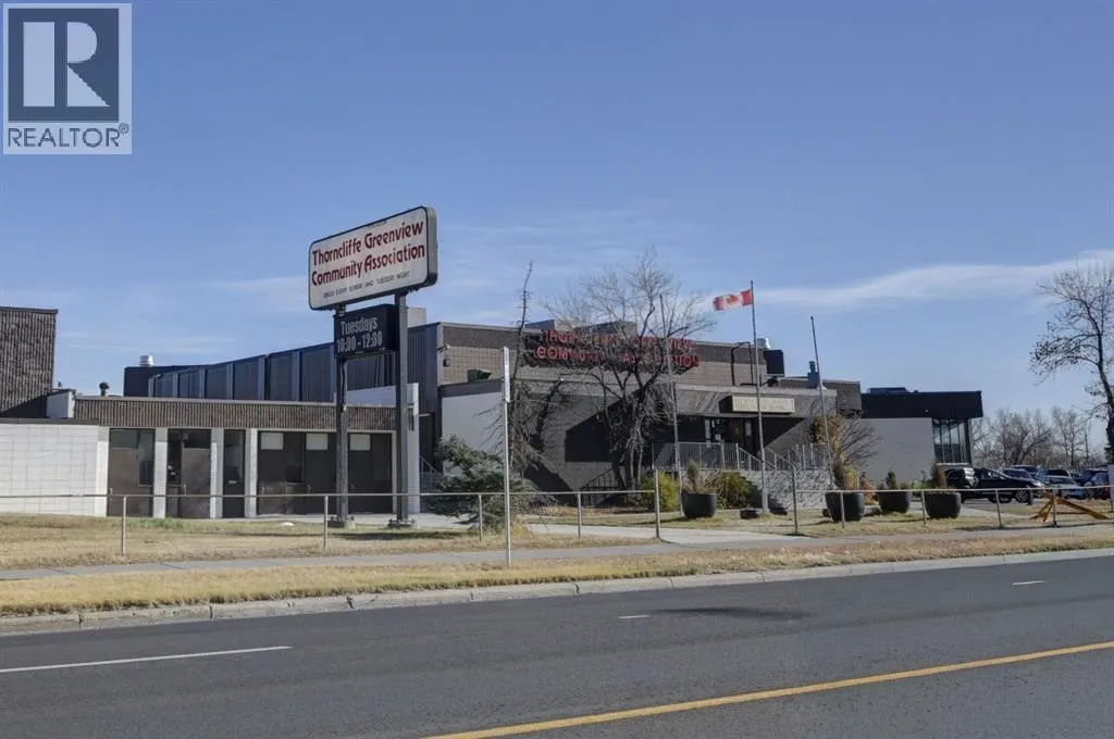 6011 Centre Street NW