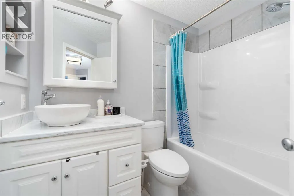 50 Tuscany Valley Rise NW