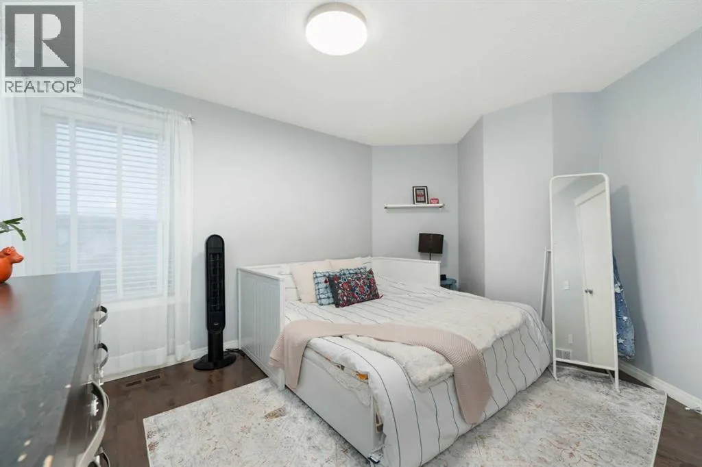 50 Tuscany Valley Rise NW