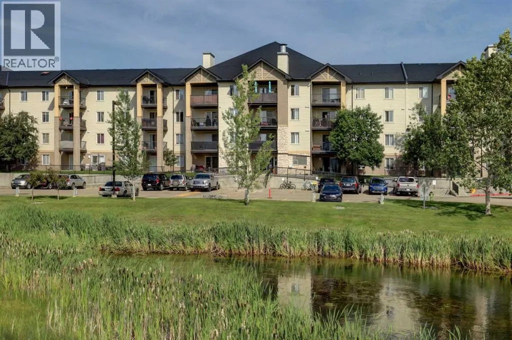 8118, 304 Mackenzie Way SW