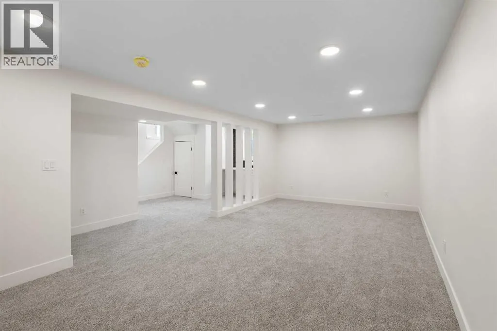 4812 Verona Drive NW