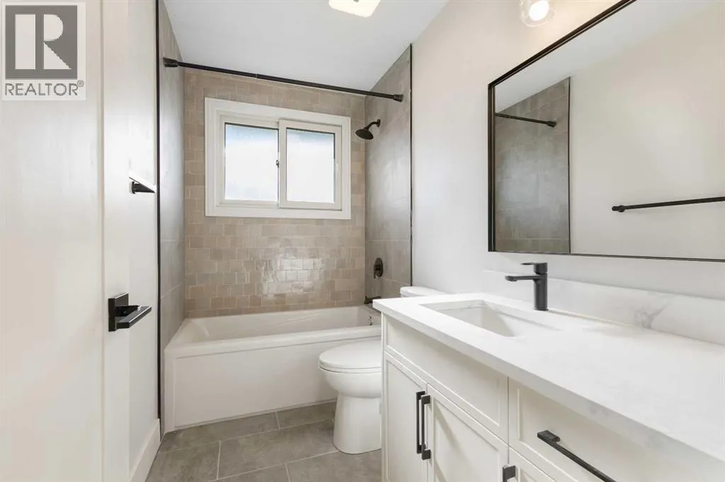 4812 Verona Drive NW