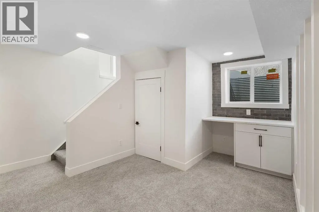 4812 Verona Drive NW