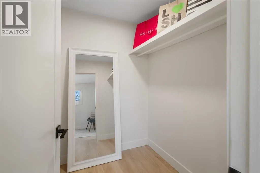 4812 Verona Drive NW