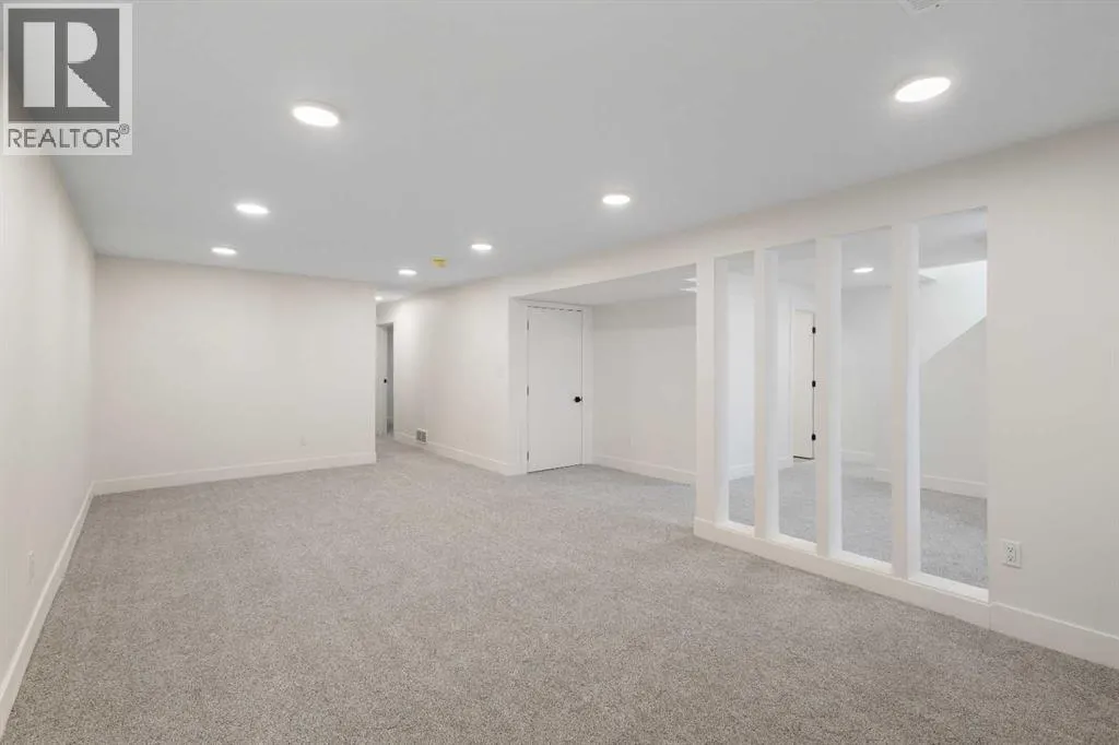 4812 Verona Drive NW