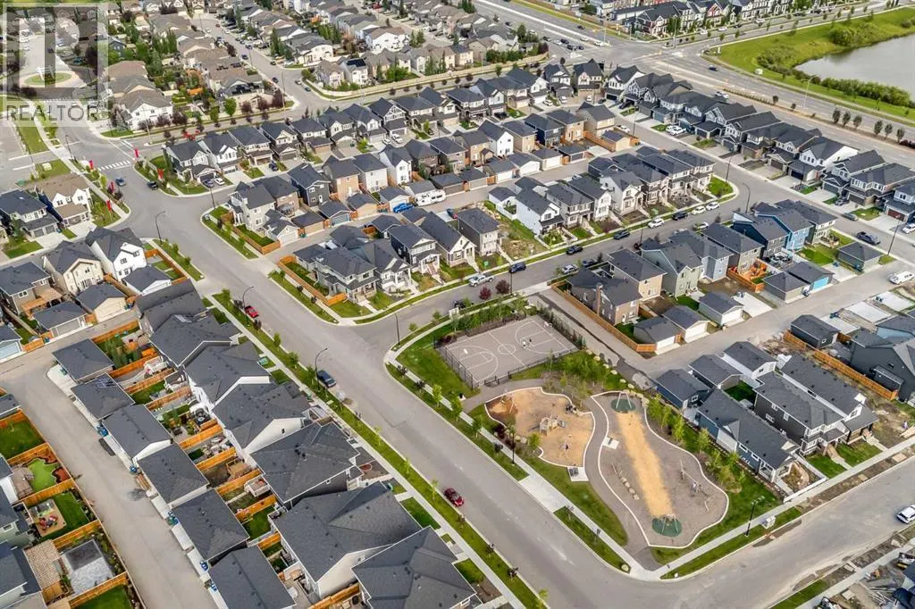 800 Reynolds Manor SW