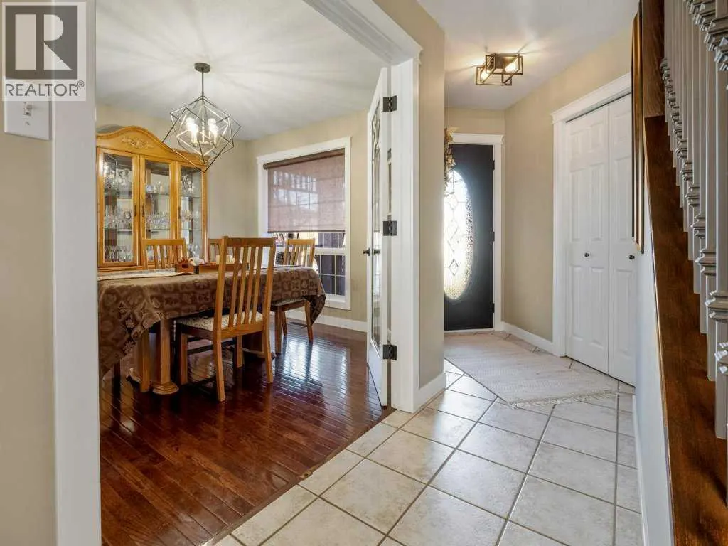 425 FAIRMOU Boulevard S