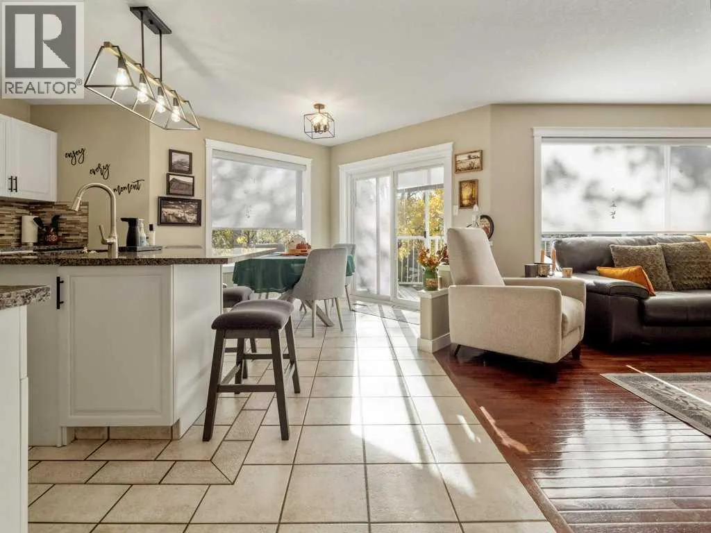 425 FAIRMOU Boulevard S