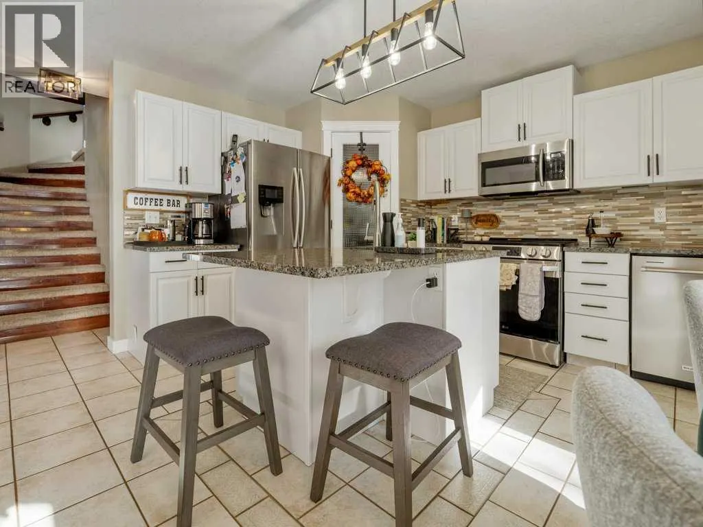 425 FAIRMOU Boulevard S