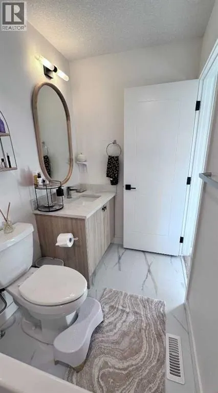 407, 562 Seton Circle