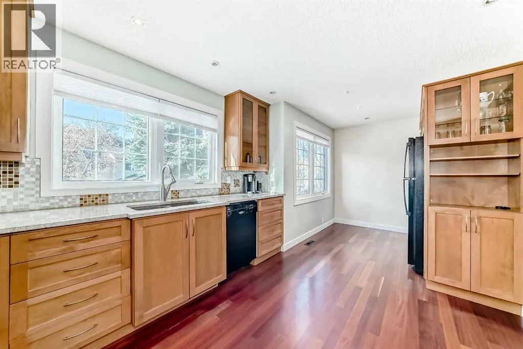 357 Point Mckay Gardens NW