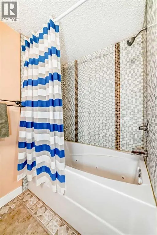 357 Point Mckay Gardens NW