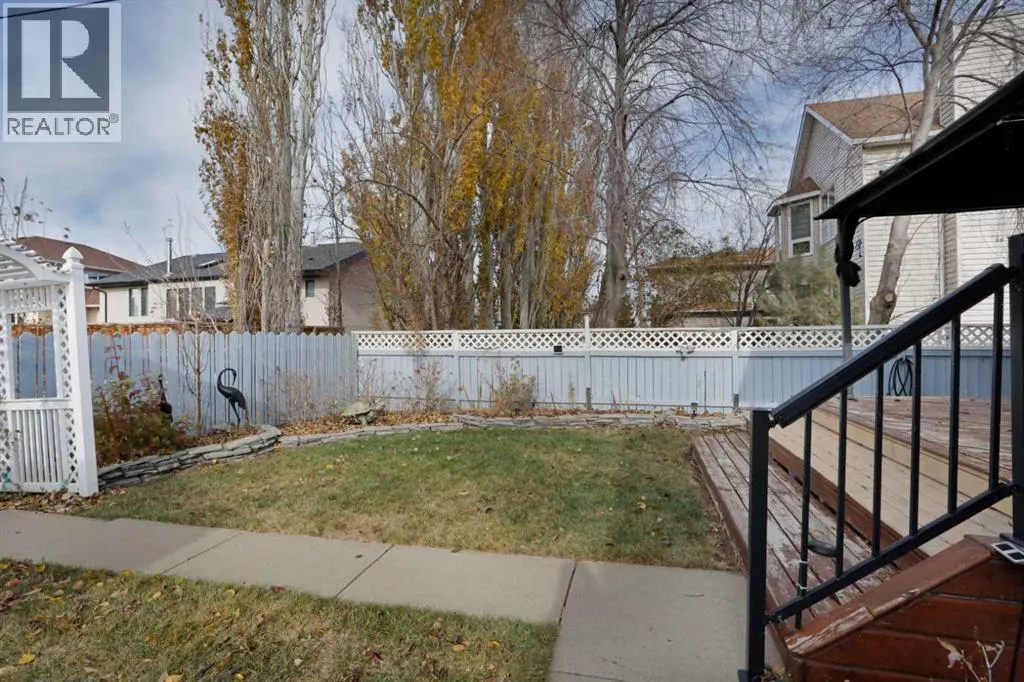 731 Parkland Drive E