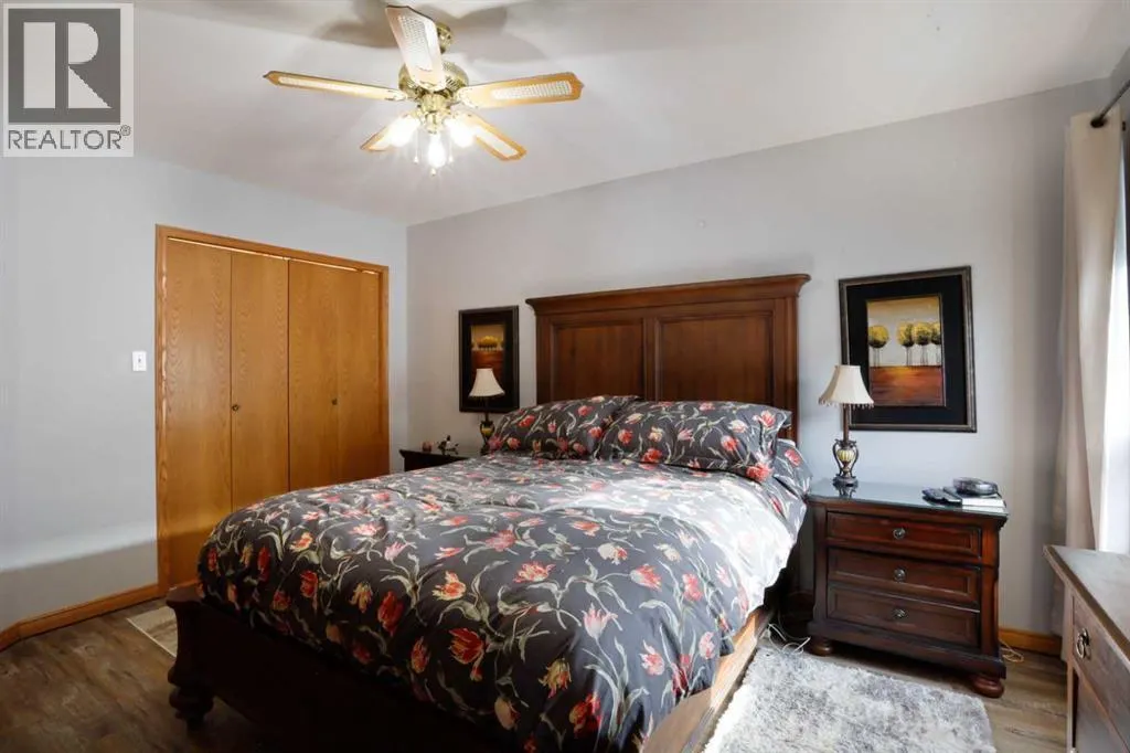 731 Parkland Drive E