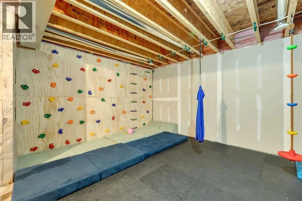 11 Williamstown Gardens NW