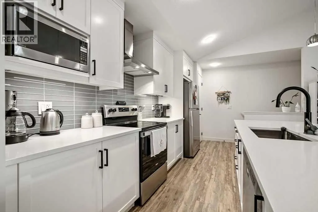 3206, 100 Walgrove Court SE