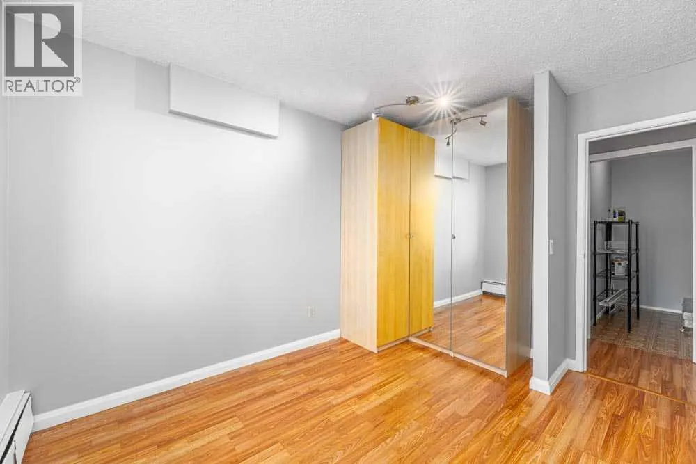 1709, 4944 Dalton Drive NW