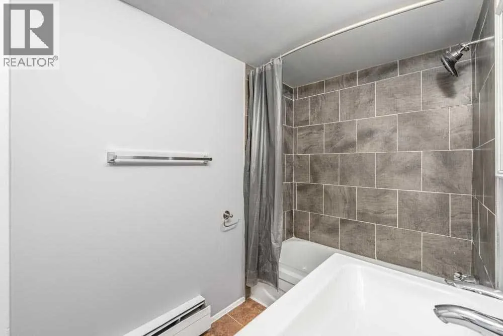 1709, 4944 Dalton Drive NW