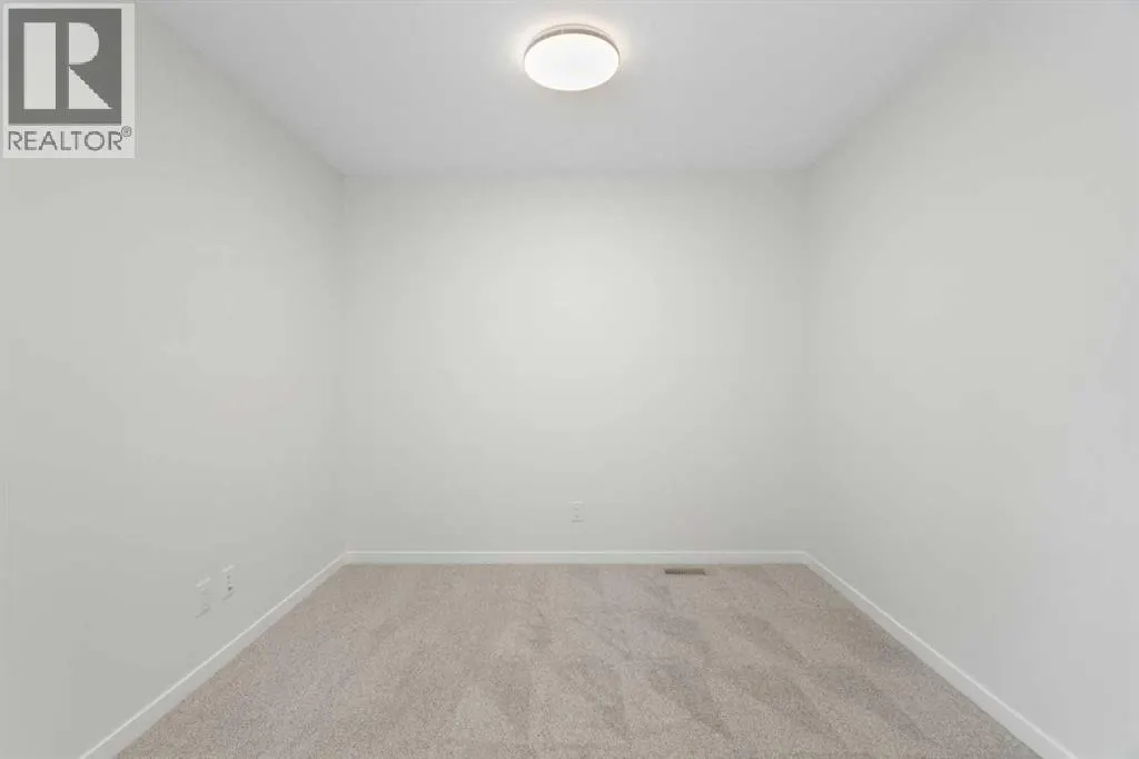 135 Creekview Gardens SW