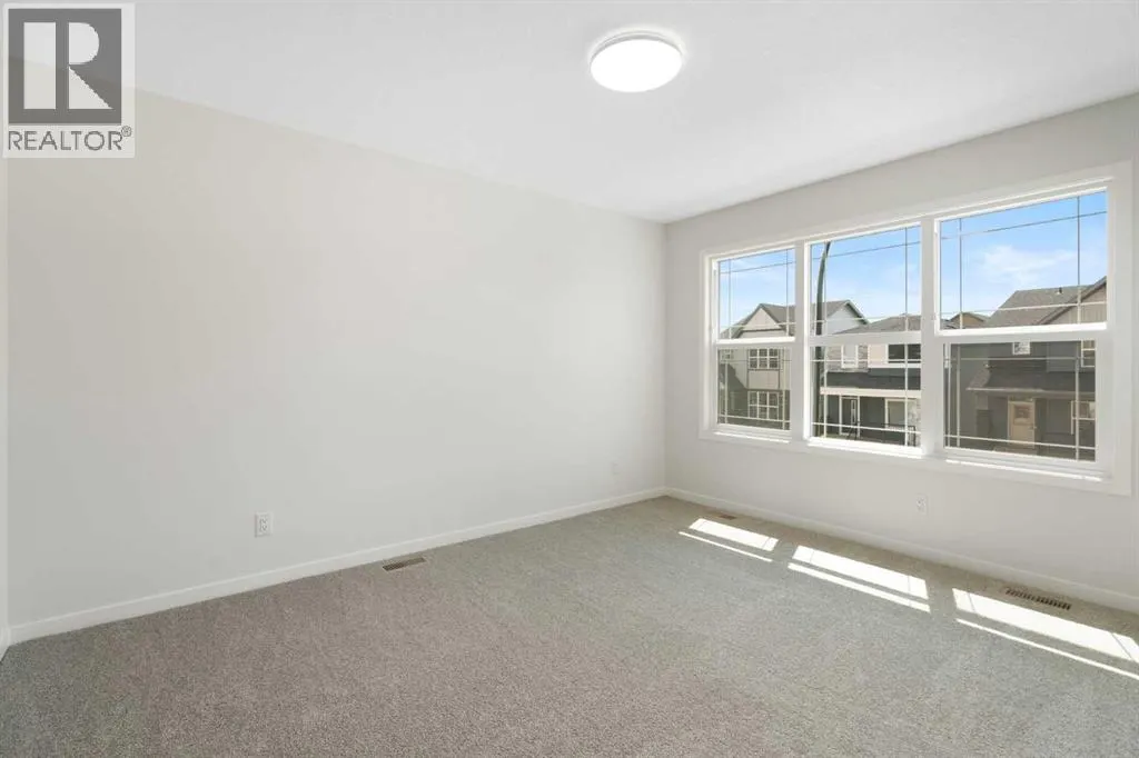 135 Creekview Gardens SW