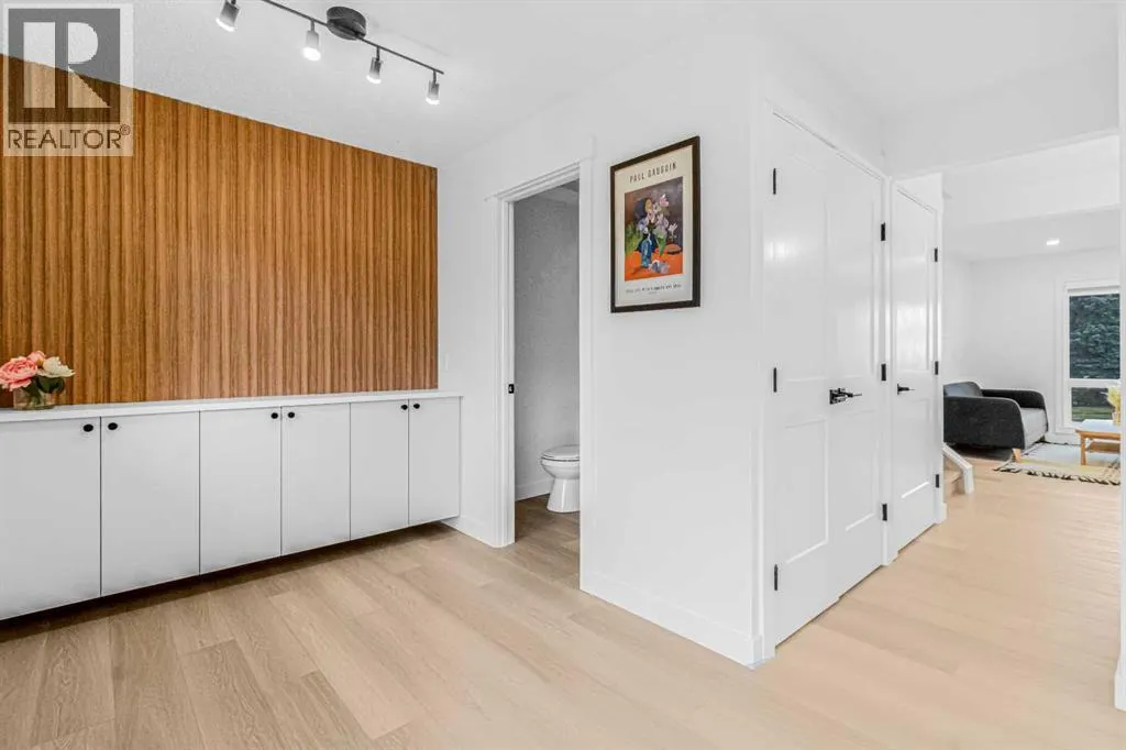 2, 112 Erin Grove Close SE