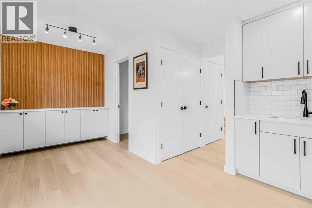 2, 112 Erin Grove Close SE