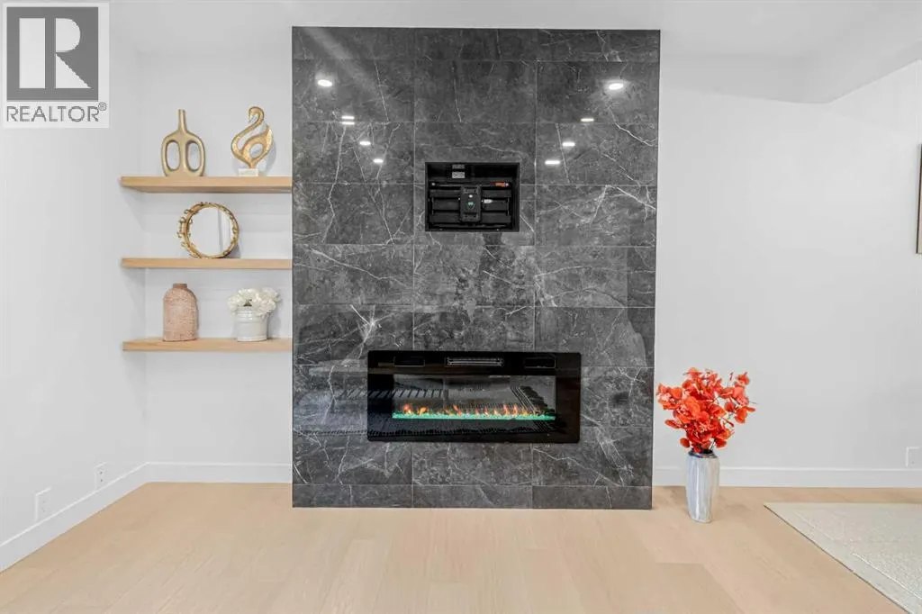 2, 112 Erin Grove Close SE