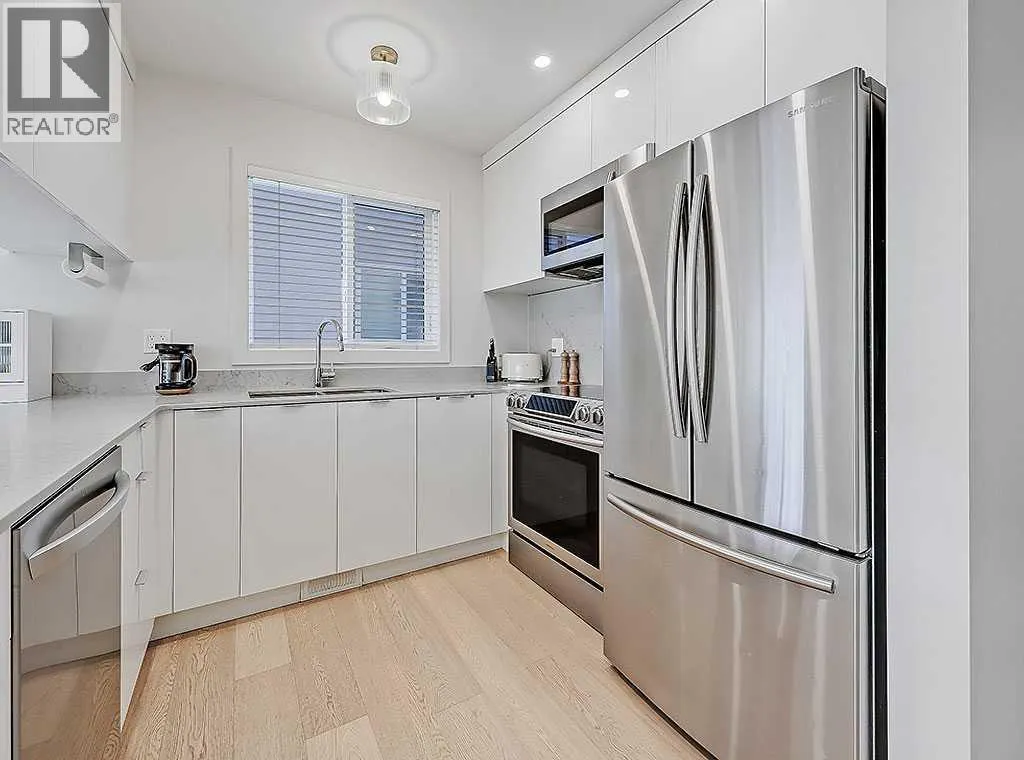 2, 2127 34 Avenue SW