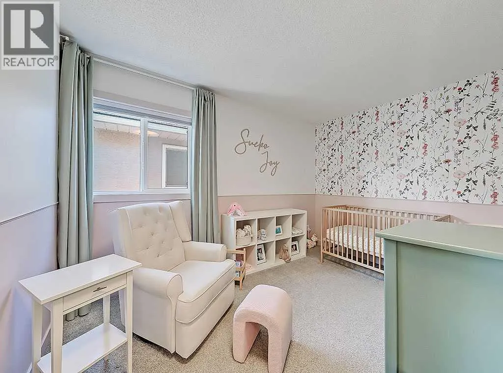 2, 2127 34 Avenue SW