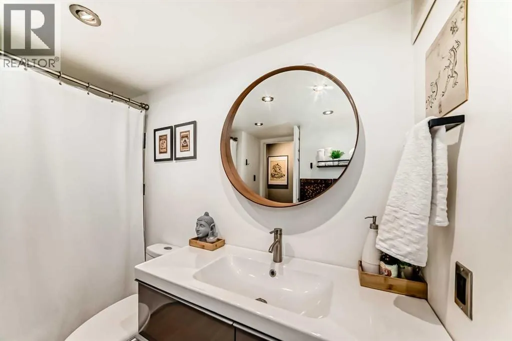 205, 1213 13 Avenue SW