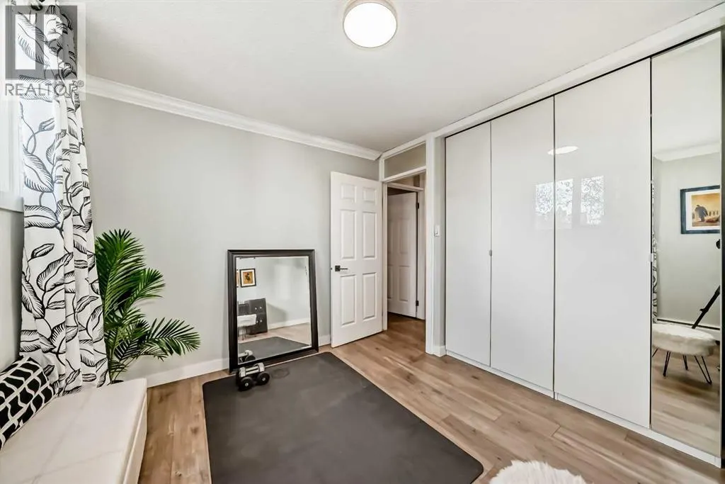 205, 1213 13 Avenue SW