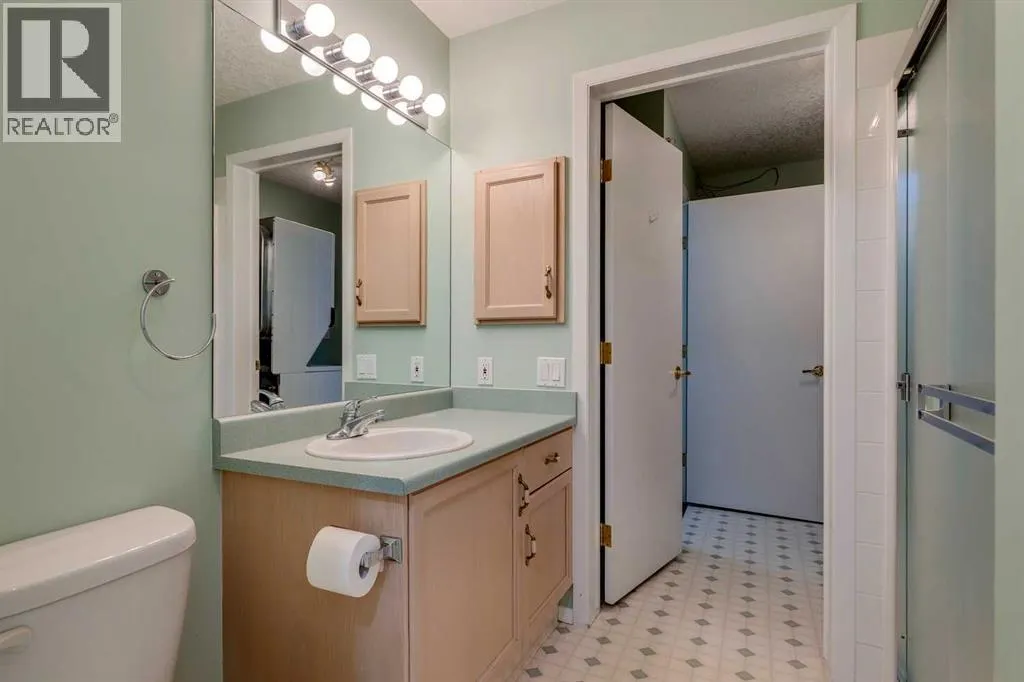 1205, 1818 Simcoe Boulevard SW