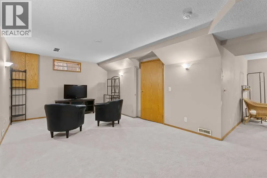 104 Hampshire Close NW