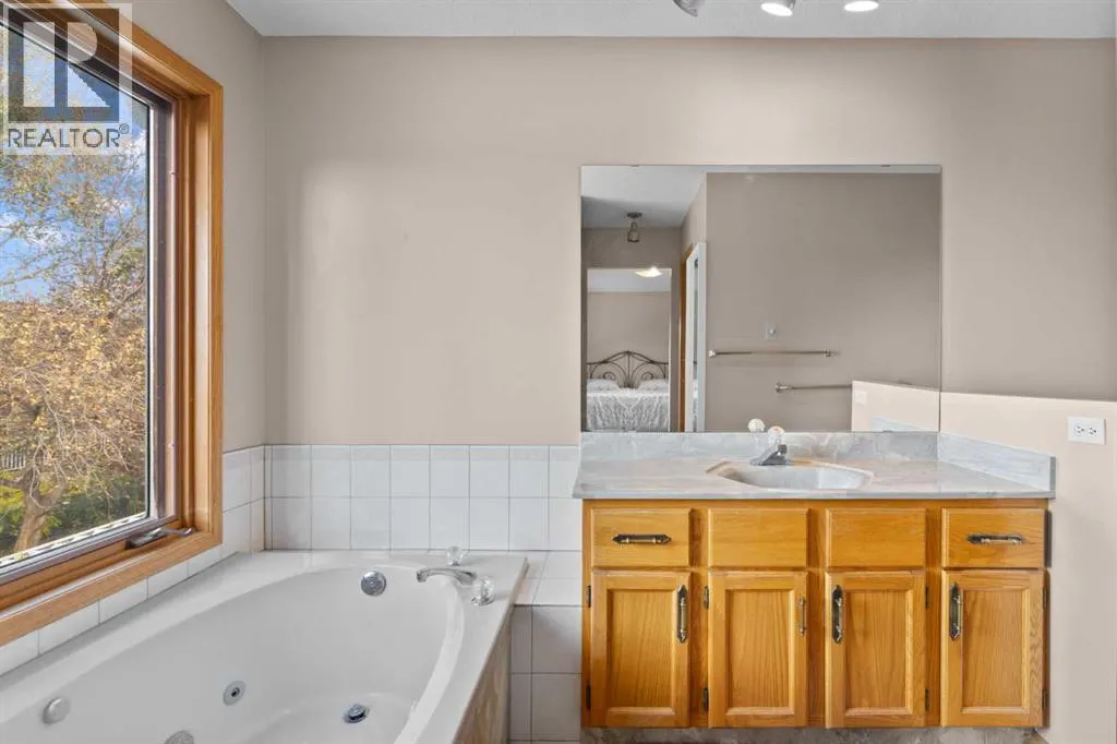 104 Hampshire Close NW