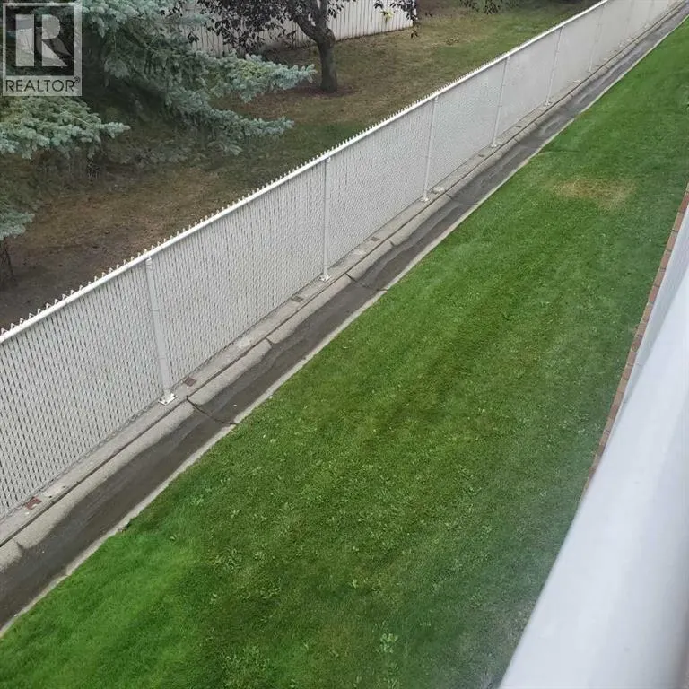 222, 165 Manora Place NE