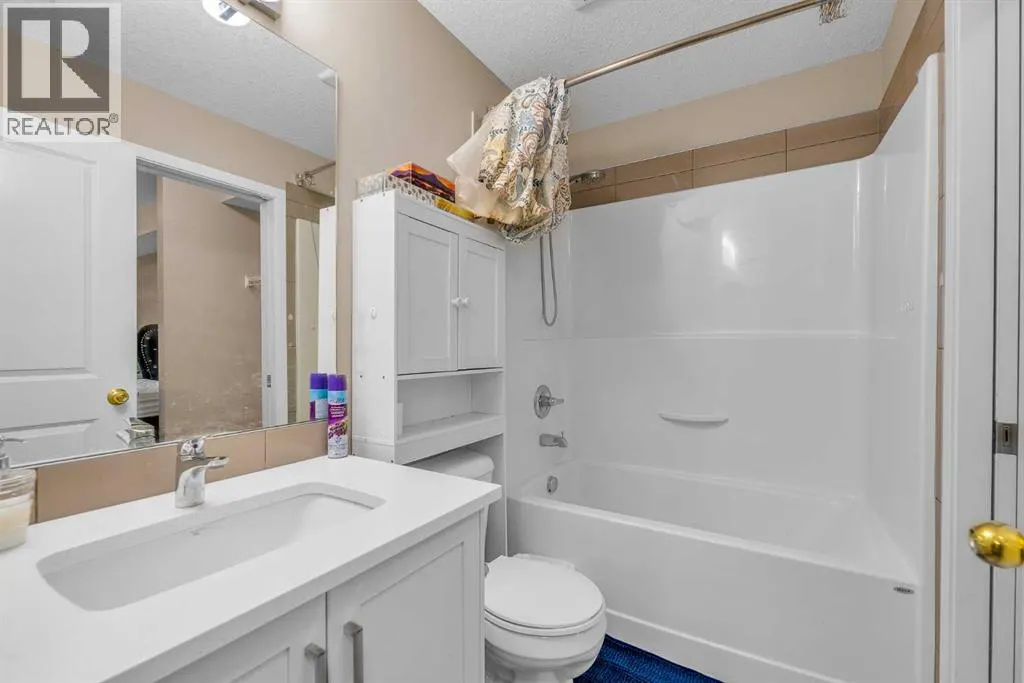 104, 20 Mahogany Mews SE