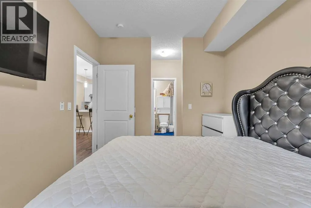 104, 20 Mahogany Mews SE