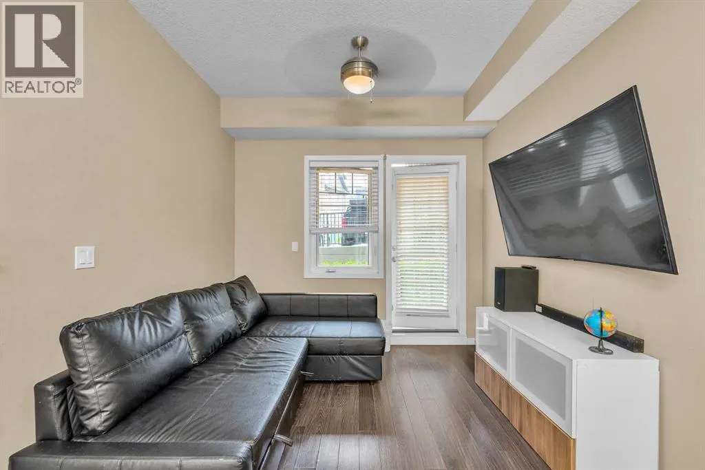 104, 20 Mahogany Mews SE