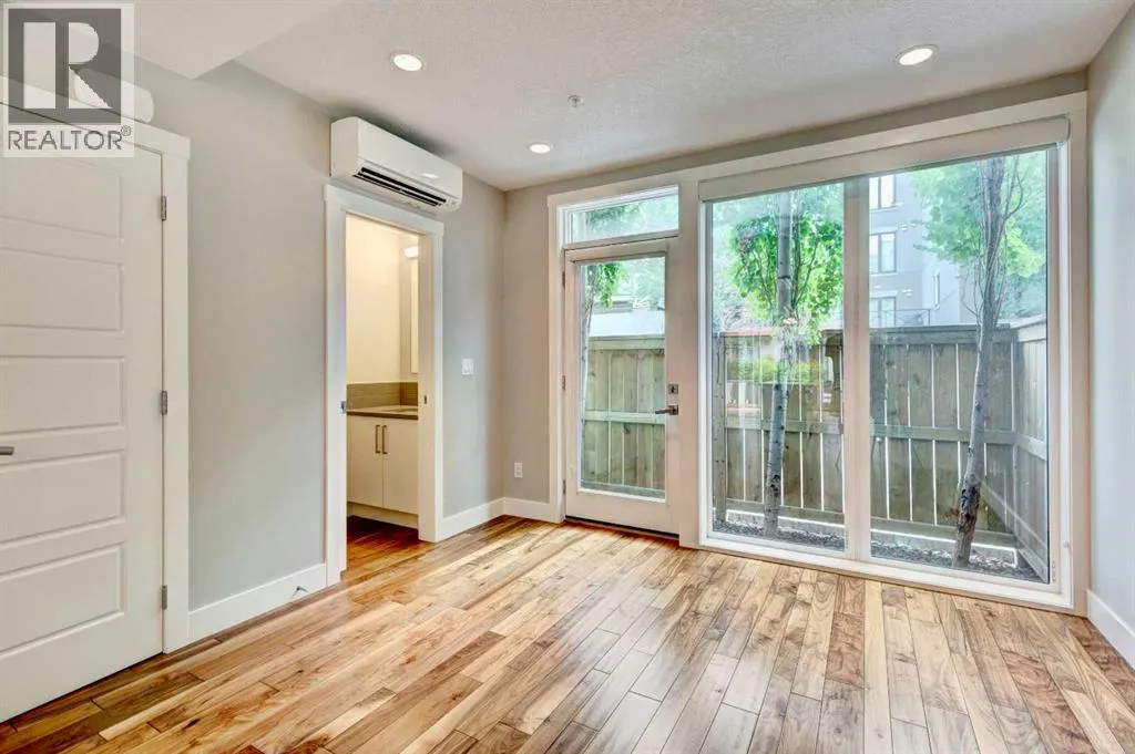 208, 2717 17 Street SW